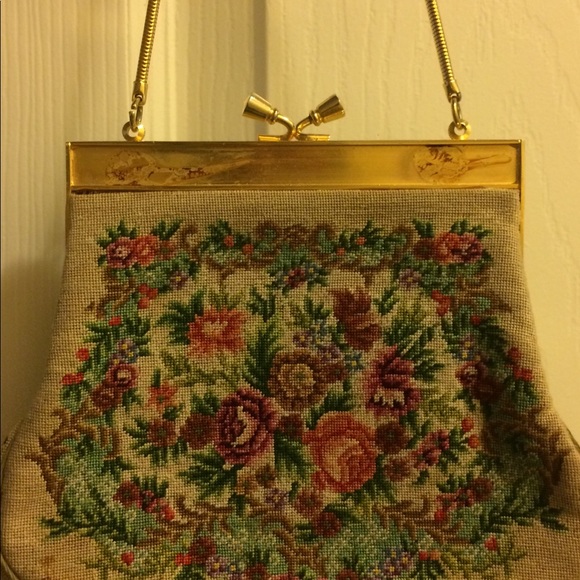 Vintage purses - Picture 6 of 7